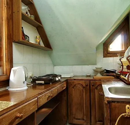 Smerekova Hata Yasinya