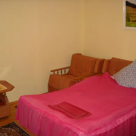 Smerekova Hata Yasinya